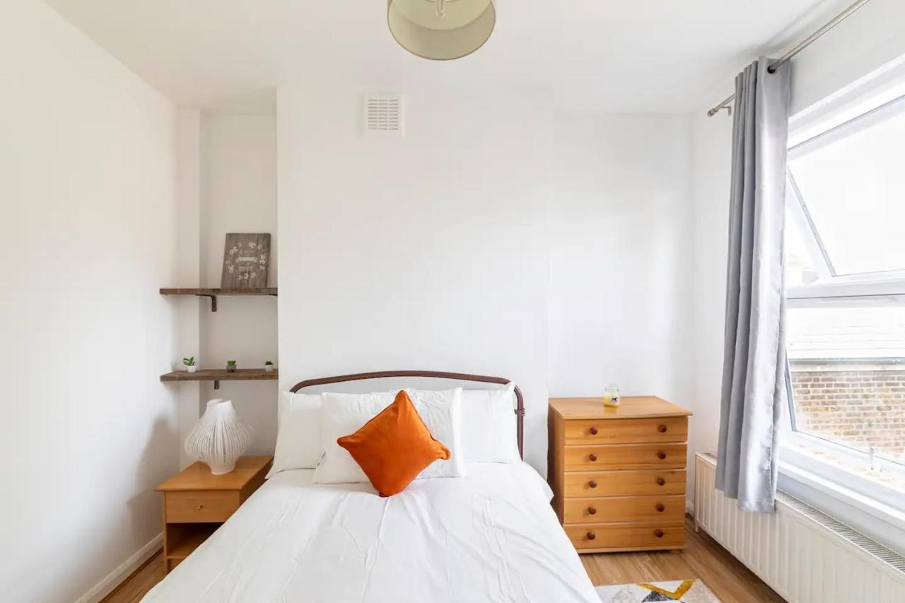 Large, Bright And Spacious 3 Bed Flat In 런던 외부 사진